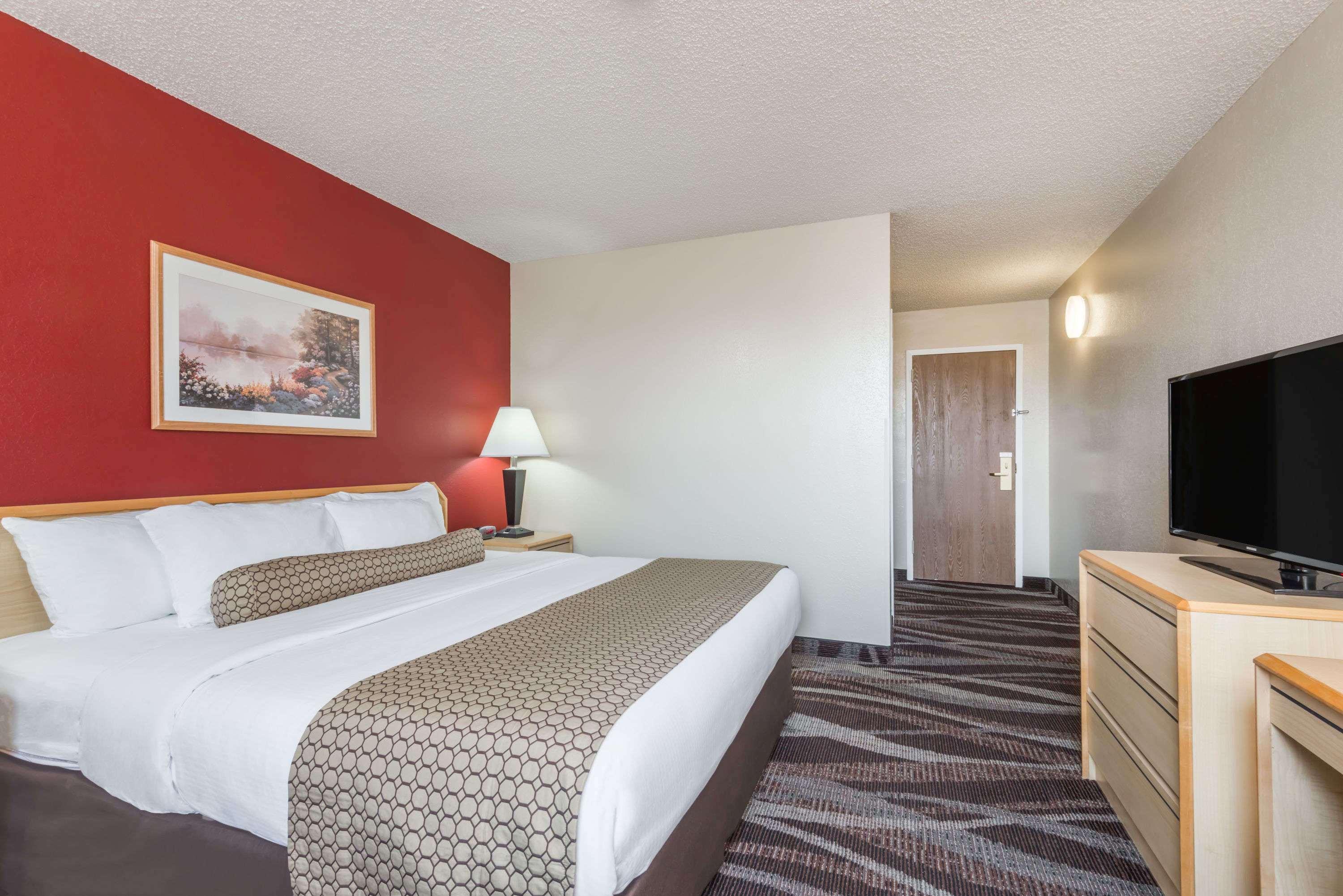 Days Inn by Wyndham Gillette Eksteriør bilde